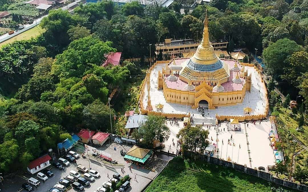 Pagoda Lumbini dari atas